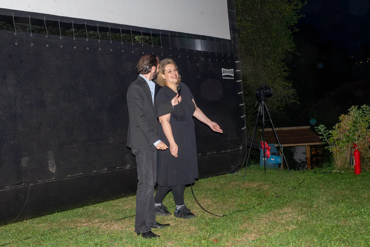 Film la Conac — proiecție de film